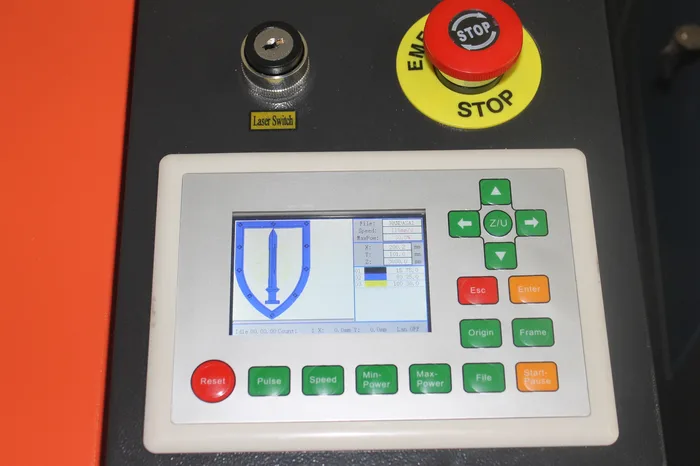 E530c – לייזר CO2 שולחני