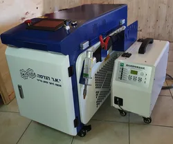 מכונת ריתוך בלייזר